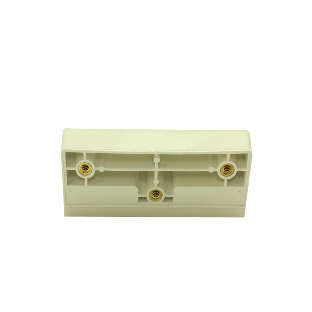 左侧浅灰色折叠门壳体 左侧浅灰色折叠门壳体